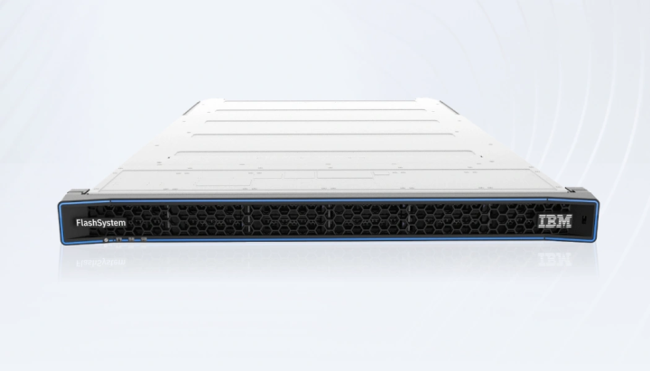 IBM FlashSystem 5300: Unser umfassender All-Flash Review