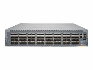 HPE Juniper QFX 5210-64C 64x 100Gb QSFP28 Managed L3 non-PoE intern (redundant) 2U Rackmount Switch
